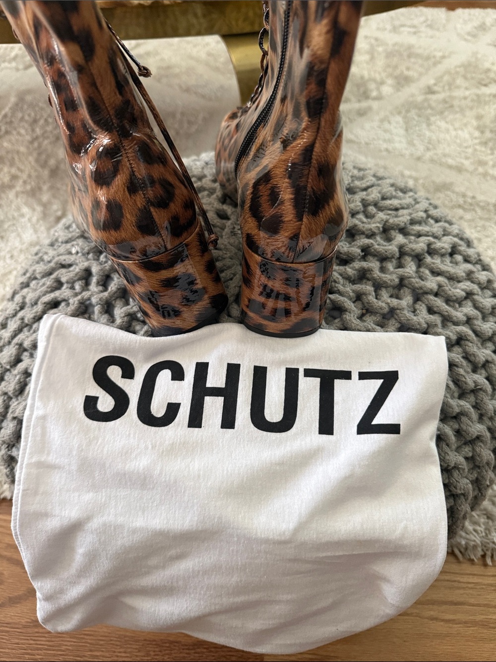 SCHUTZ Leopard-Print Lace-Up Ankle Boots in Brown. Sz 9B - Picture 2 of 9